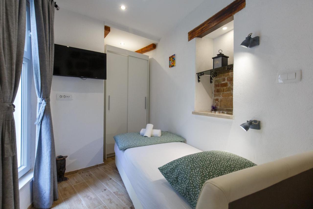 Stara Kala Varos Apartment สปลิท ภายนอก รูปภาพ